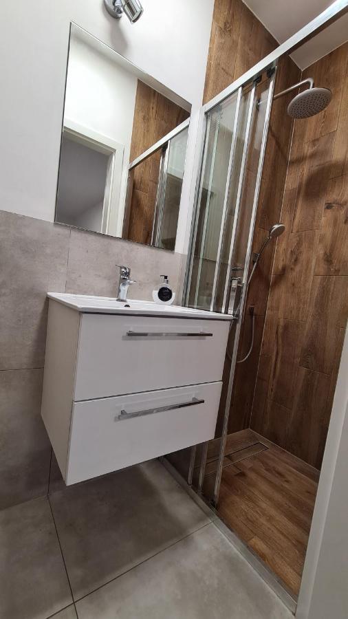 Studio I Pokoje I Pokoje Z Lazienkami Apartment Гданск Екстериор снимка