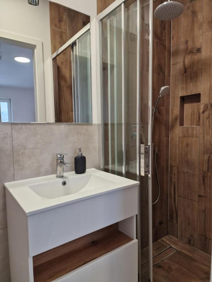 Studio I Pokoje I Pokoje Z Lazienkami Apartment Гданск Екстериор снимка